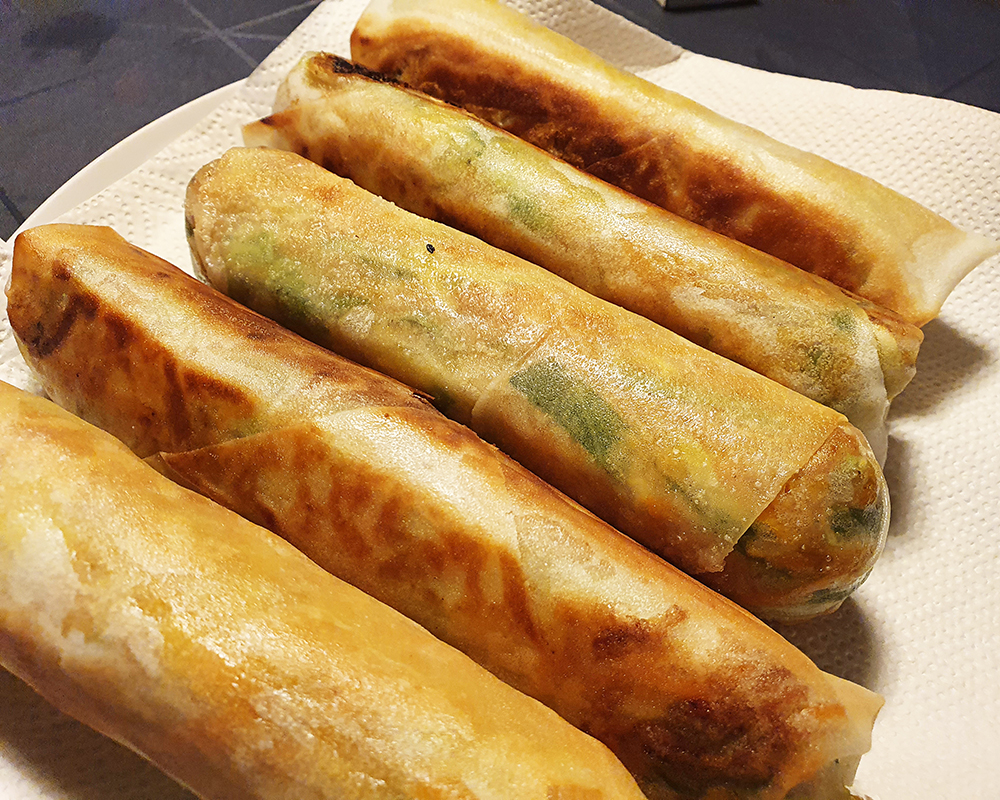 Fried spring rolls